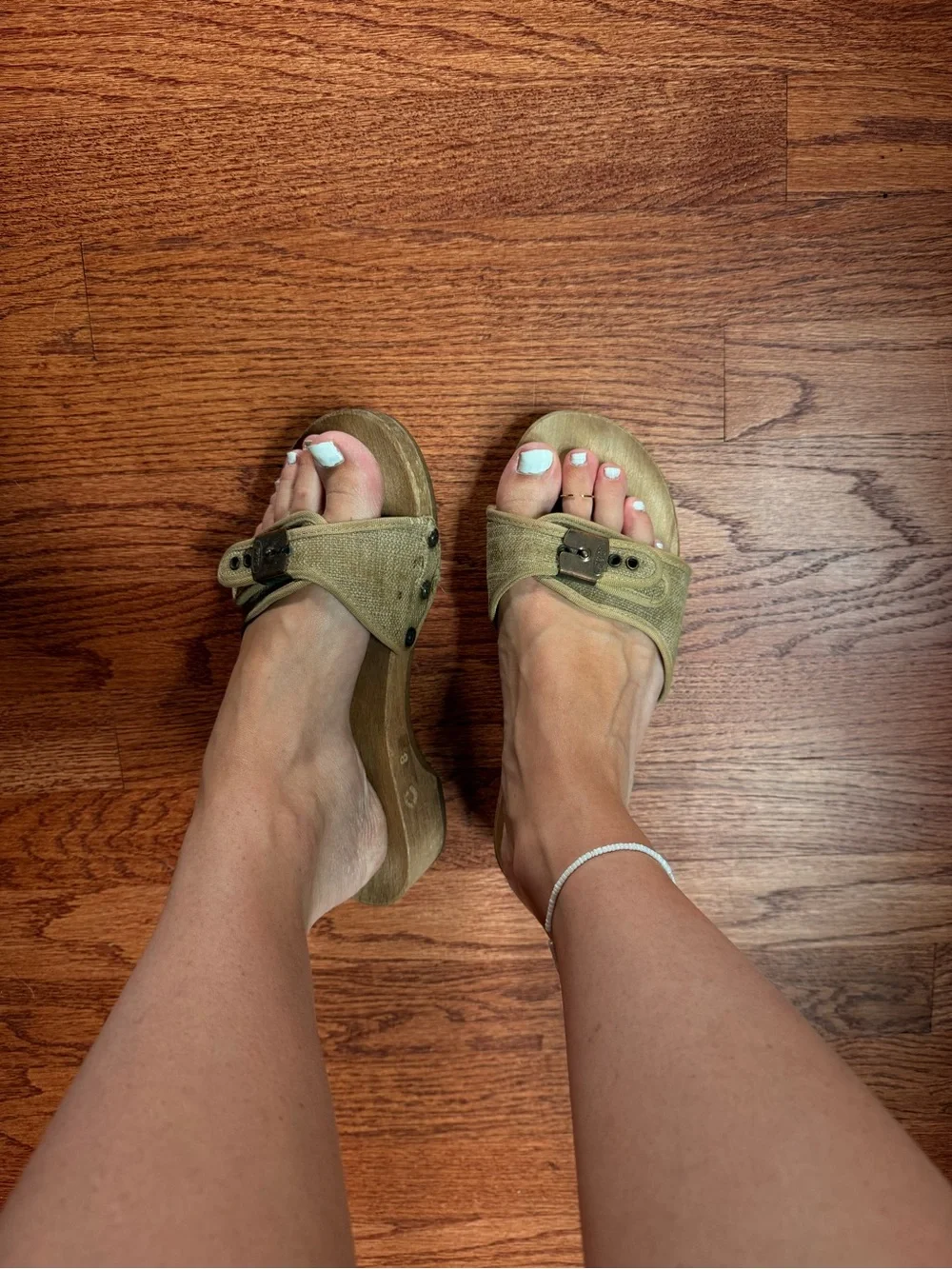 VINTAGE Dr. Scholl's Tan Slide Sandals with Buckle